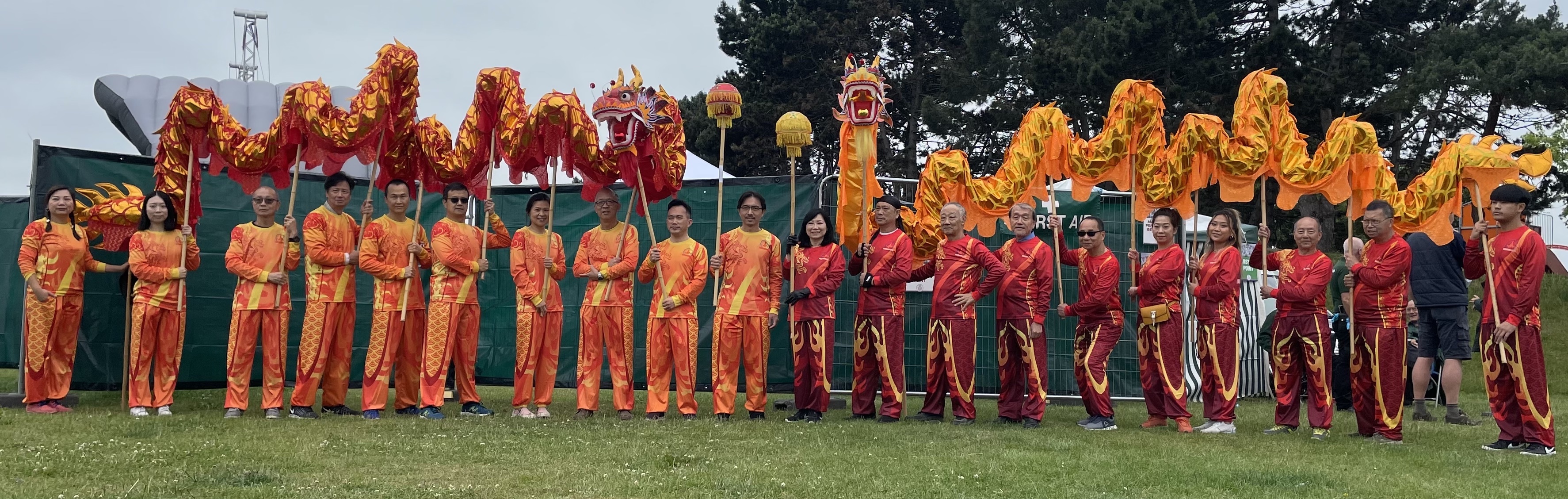 https://www.southamptonchinese.org.uk/album/2022/0605_Platinum_Jubilee/dragons.jpg